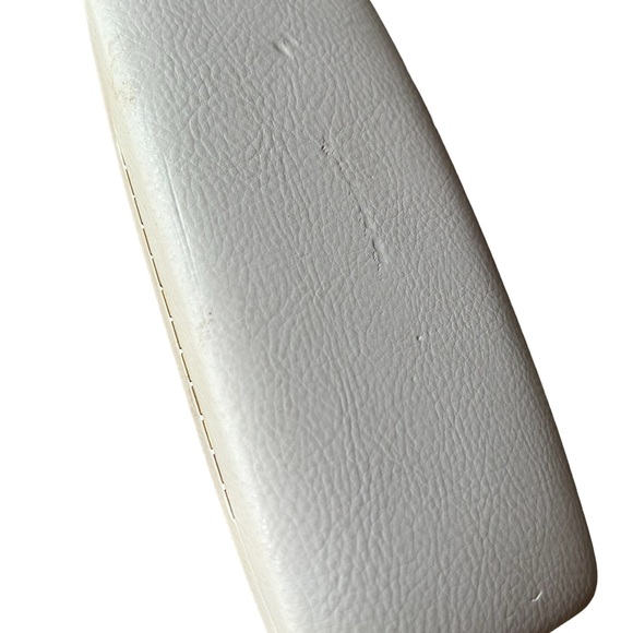 VERSACE eyeglass holder - Picture 4 of 6